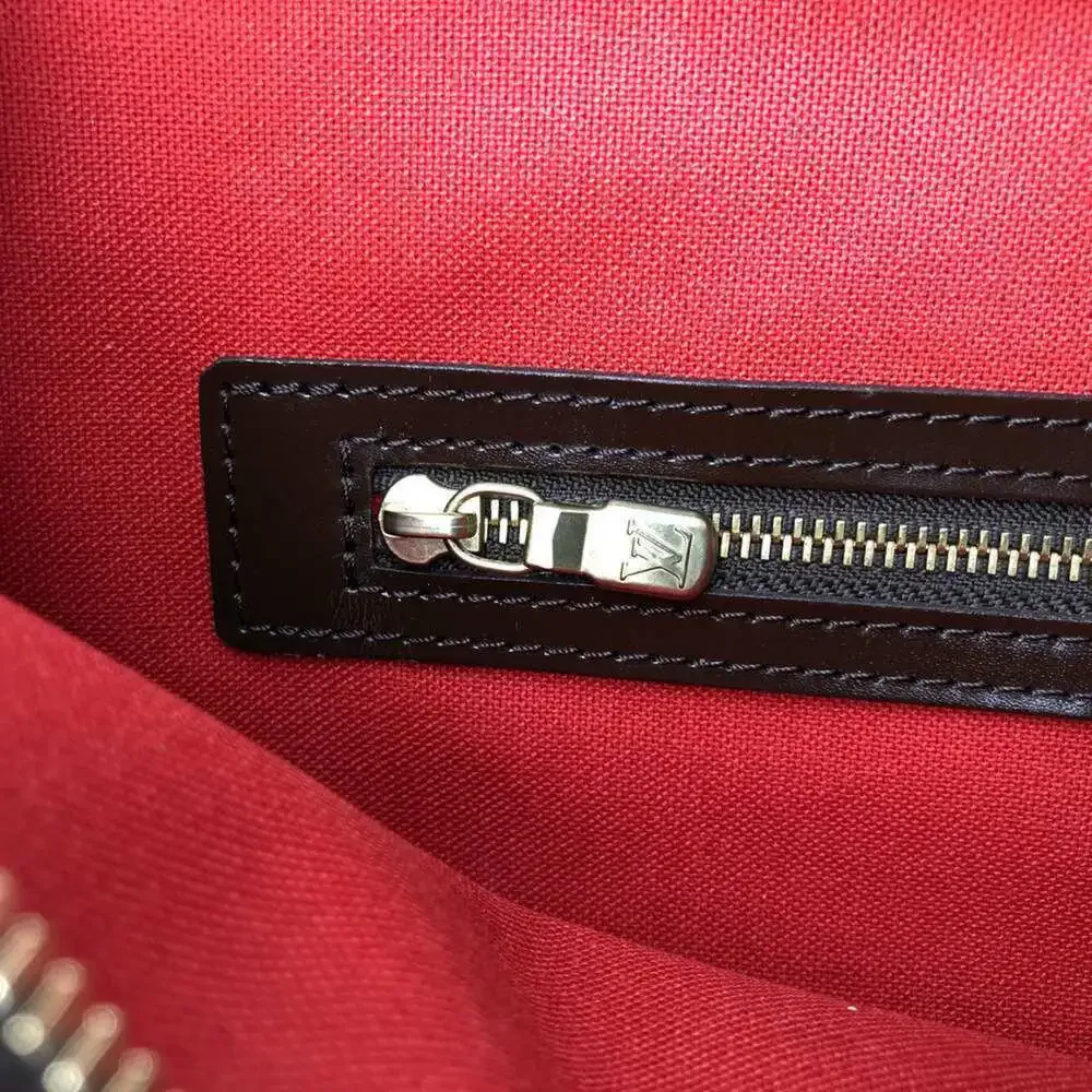 LOUIS VUITTON Authentic Brown Damier Canvas Shoulder Bag - Picture 12 of 12